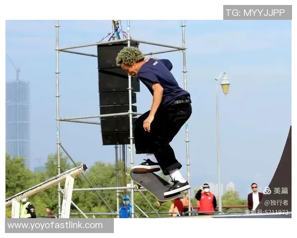 深圳极限运动队在极限运动联赛中的意识表现分析与点评